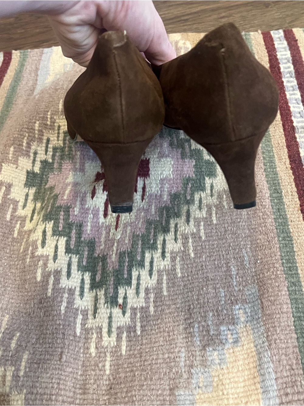 Vintage 90s Women's Brown Suede Mid Heel Pumps - Picture 8 of 9